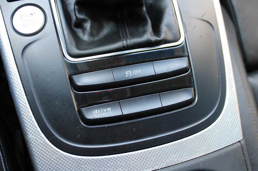2014 Audi A4 Quattro Premium Plus photo 29