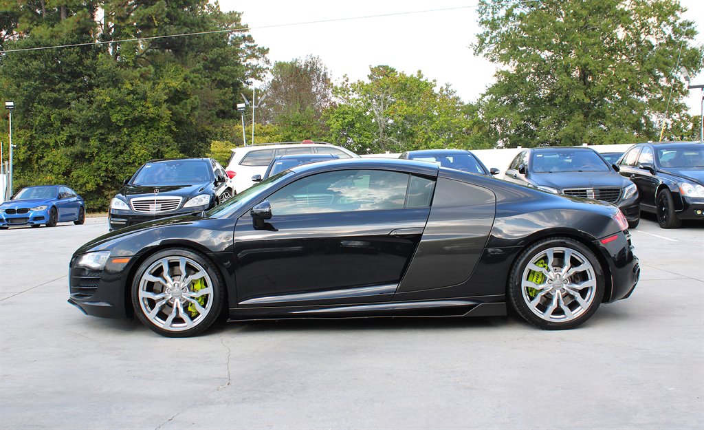 2010 Audi R8 photo 4