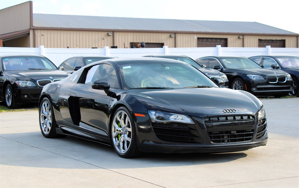 2010 Audi R8 photo 9