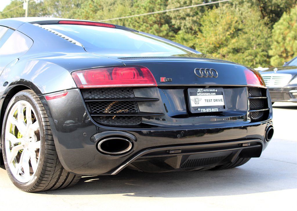 2010 Audi R8 photo 11