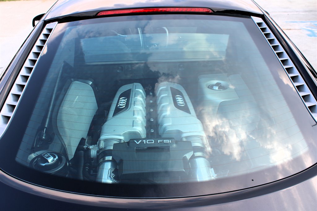 2010 Audi R8 photo 40