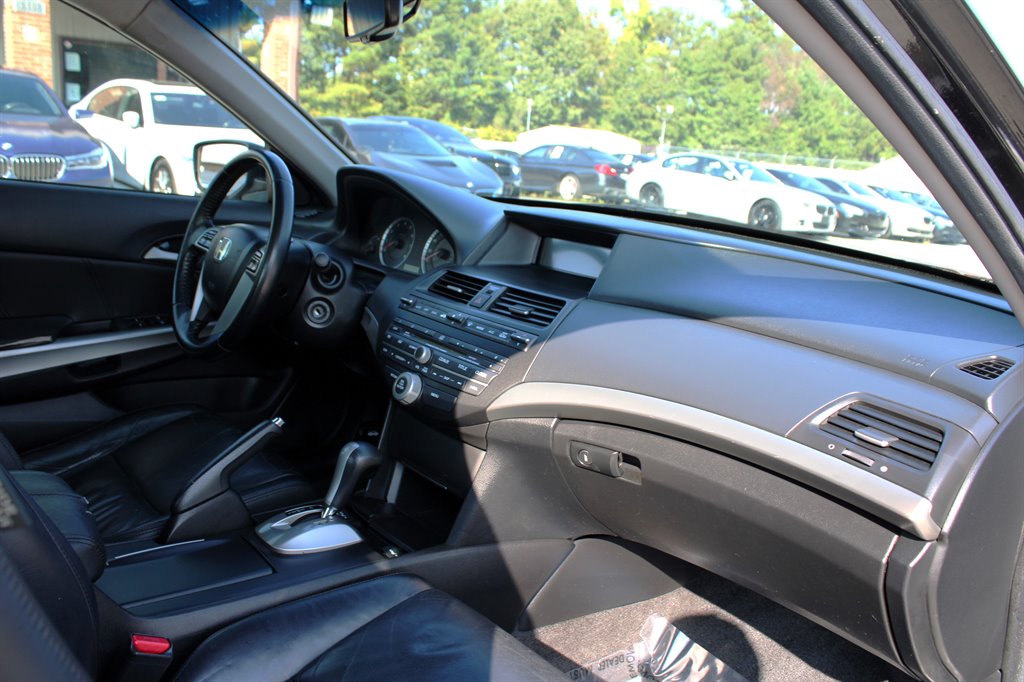 2009 Honda Accord EX-L photo 16