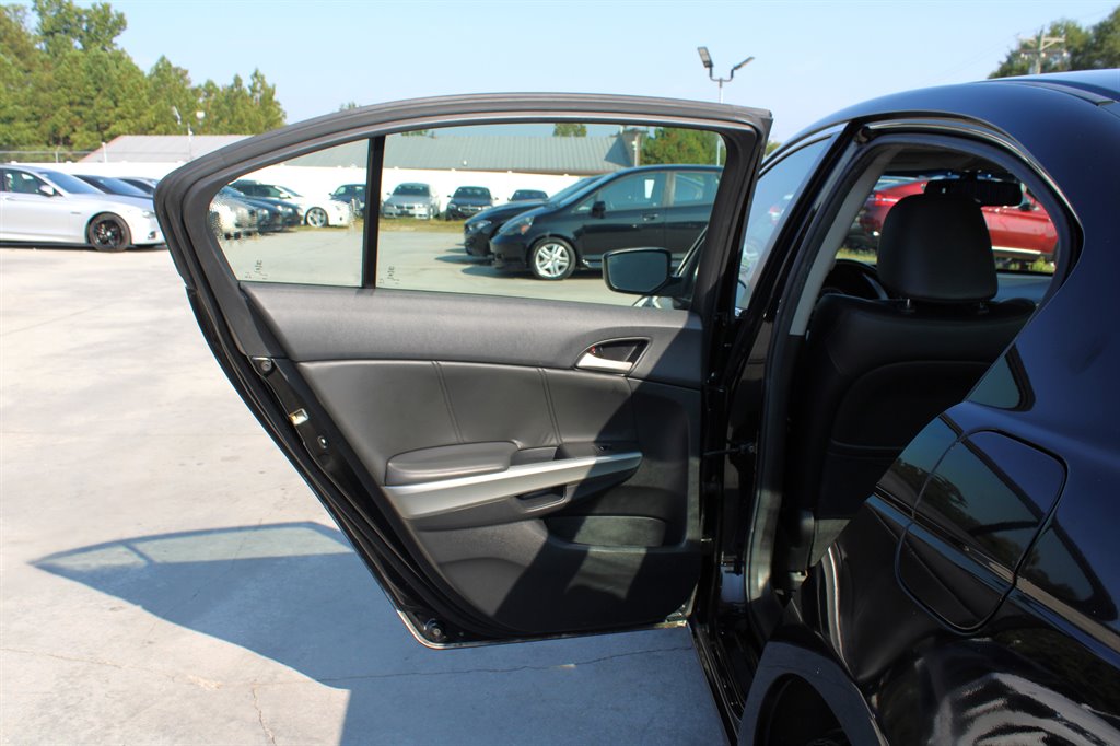 2009 Honda Accord EX-L photo 28