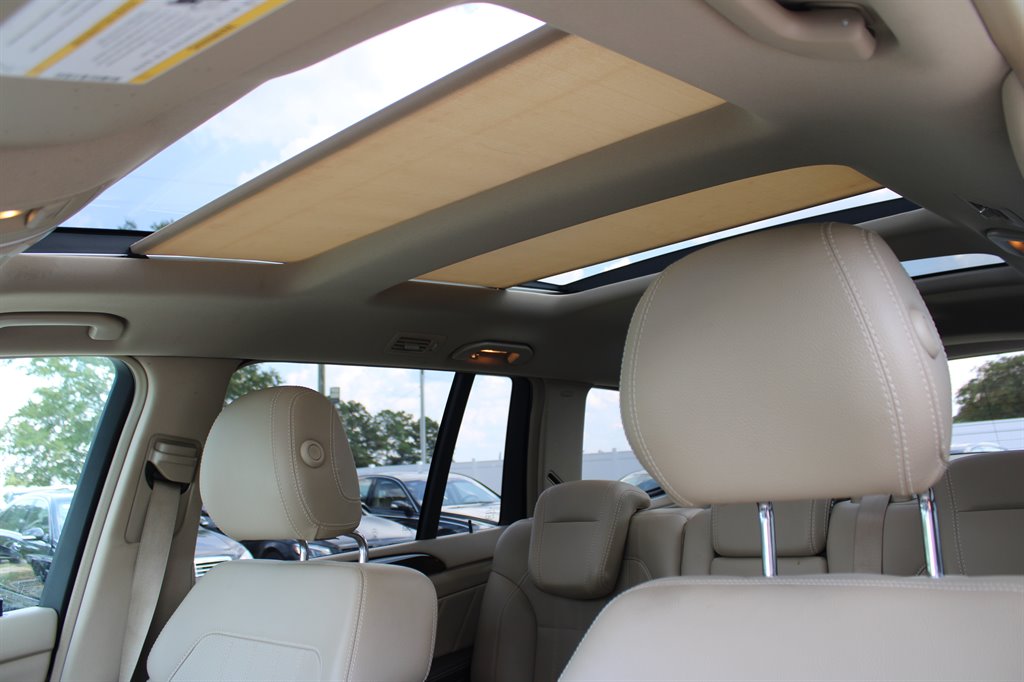 2014 Mercedes Benz GL 450 photo 22