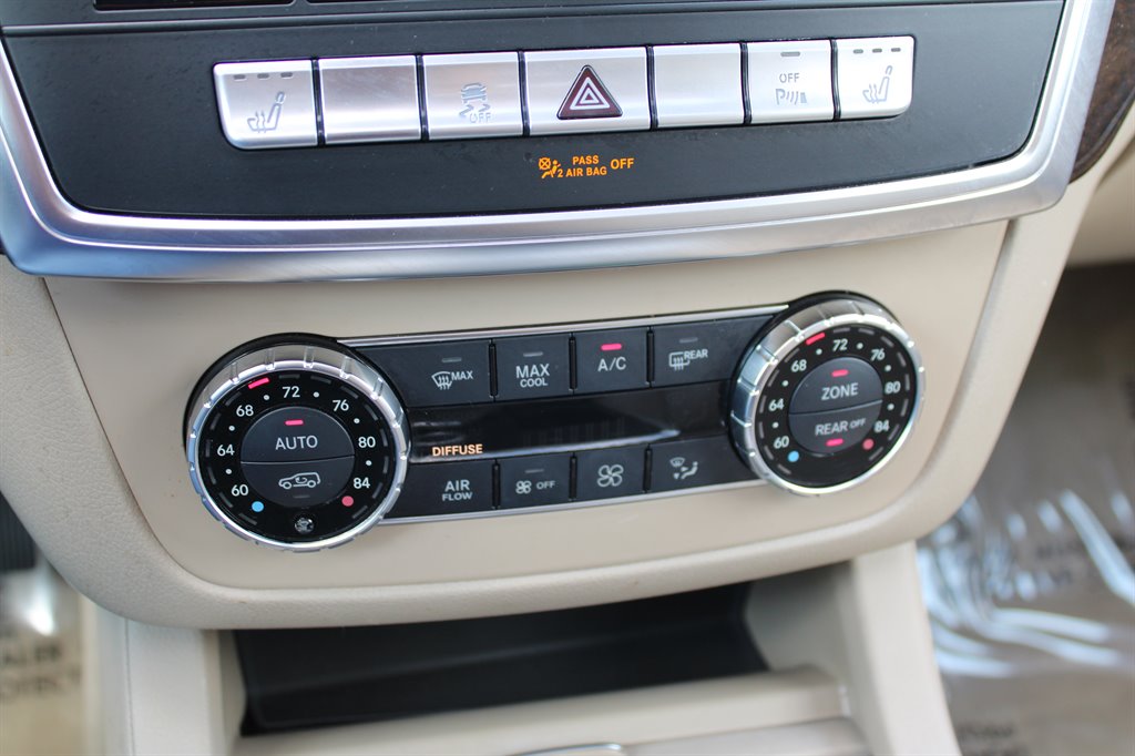 2014 Mercedes Benz GL 450 photo 30