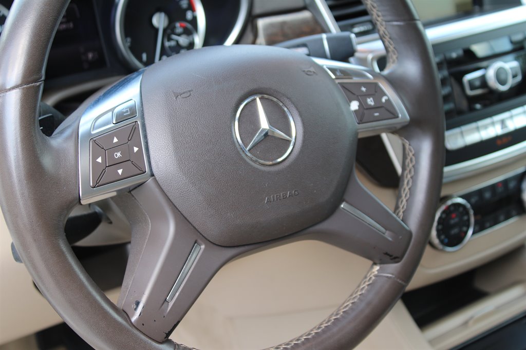 2014 Mercedes Benz GL 450 photo 33