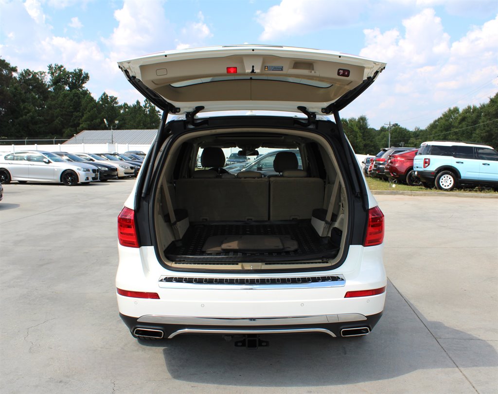 2014 Mercedes Benz GL 450 photo 40