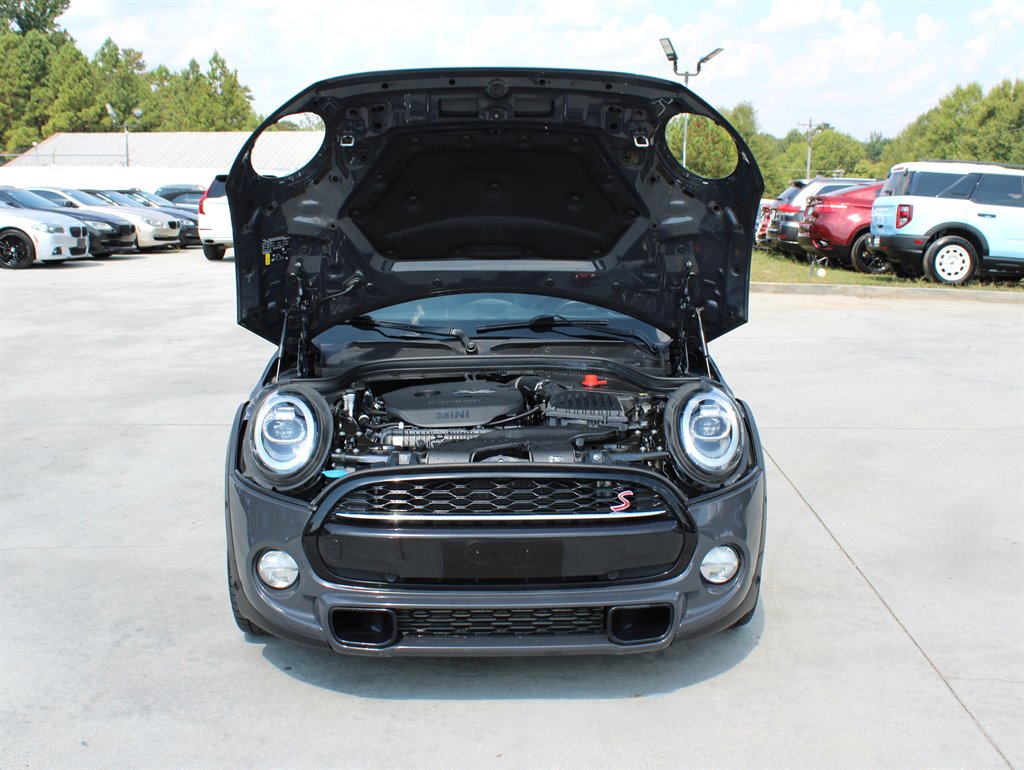 2019 Mini Cooper 4 Door Hardtop S Iconic photo 35