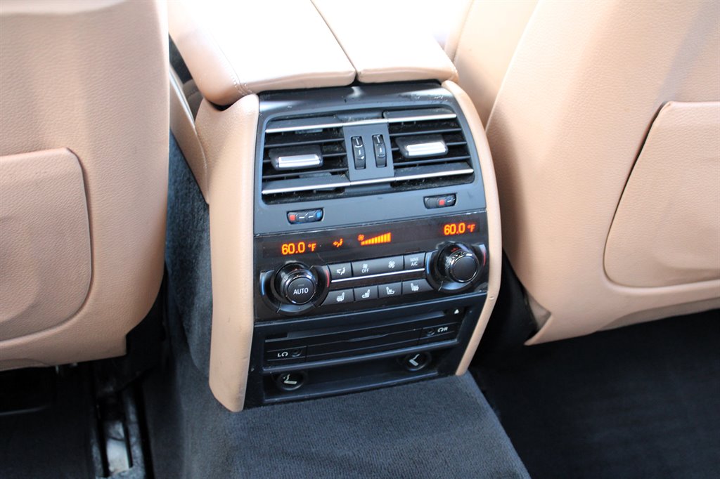 2013 BMW 7 Series 750i - Photo 24