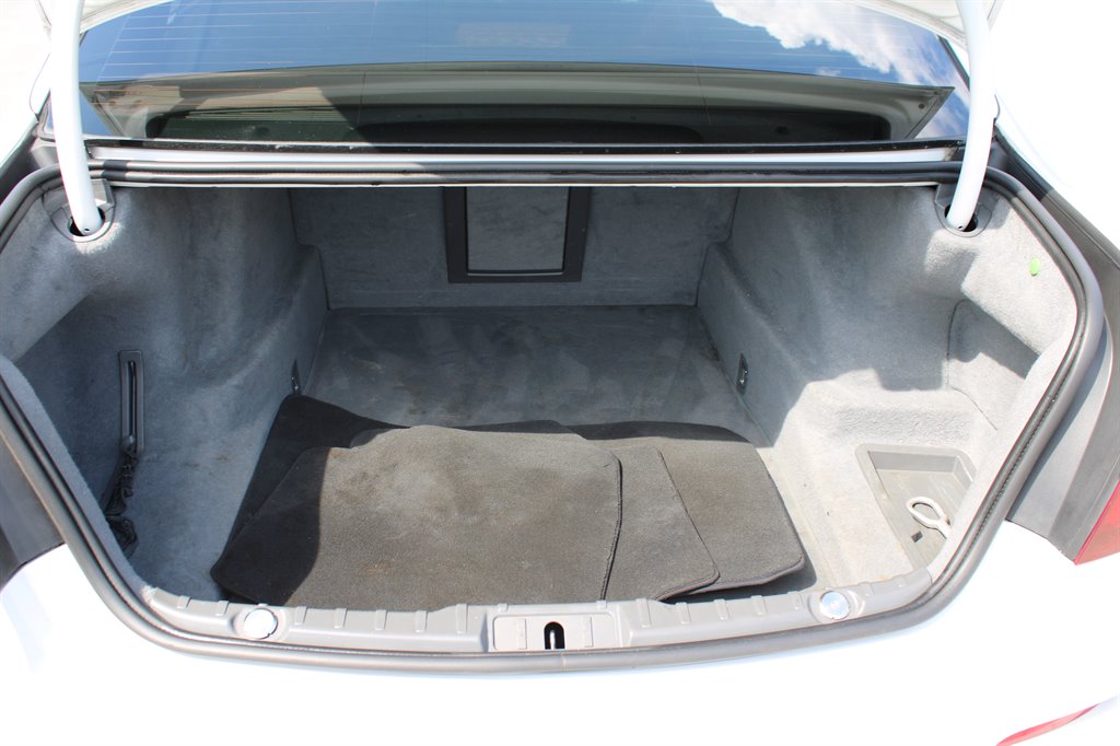 2013 BMW 7 Series 750i - Photo 39