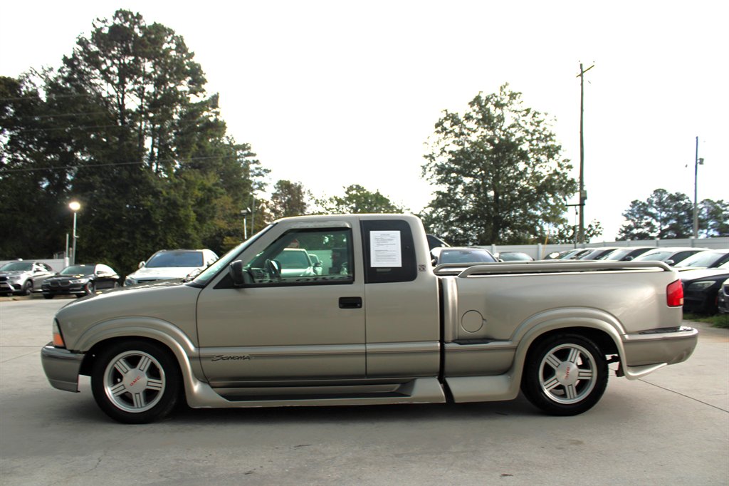1999 Gmc Sonoma SLS photo 4