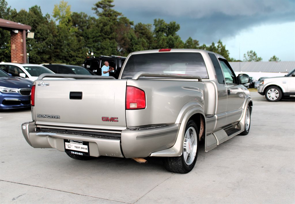 1999 Gmc Sonoma SLS photo 7