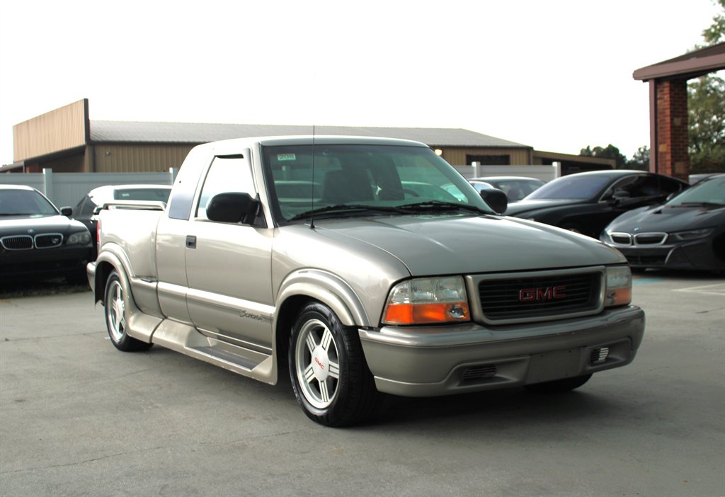 1999 Gmc Sonoma SLS photo 8