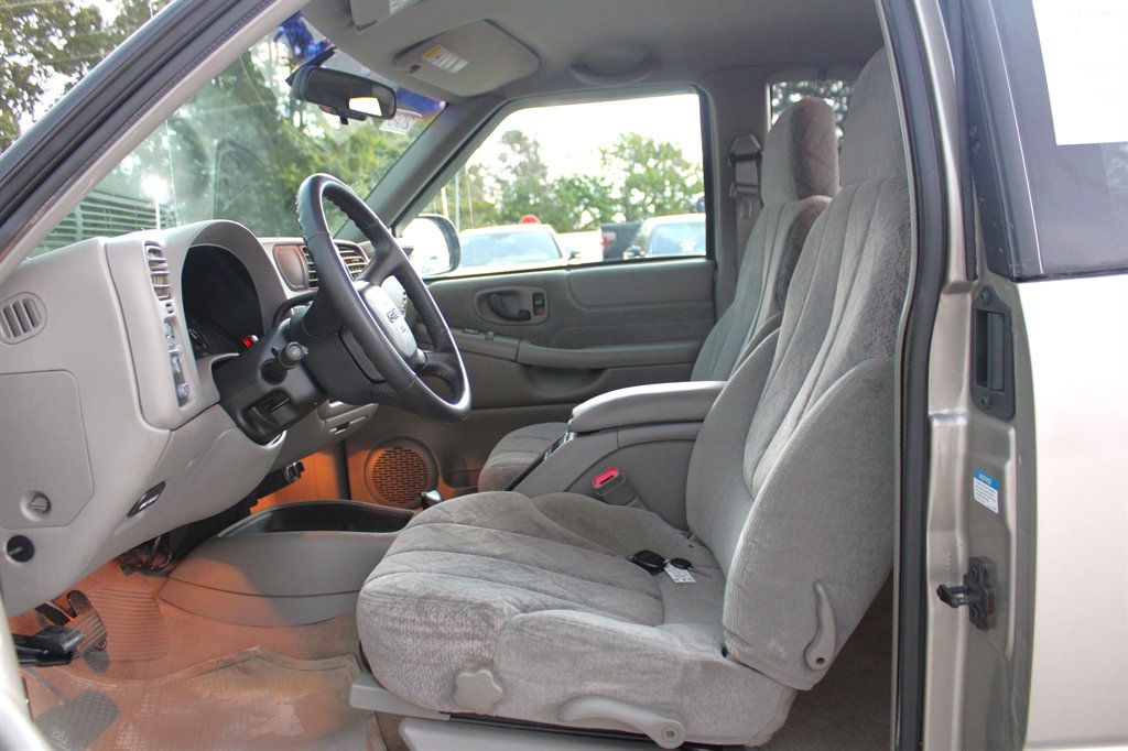 1999 Gmc Sonoma SLS photo 9