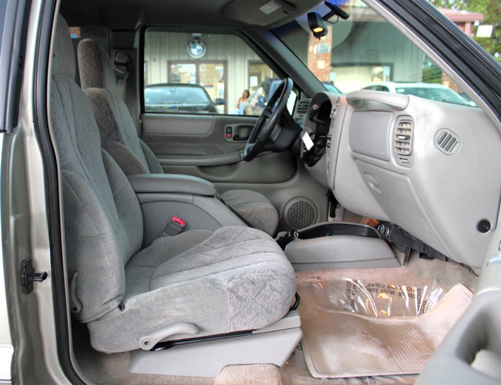 1999 Gmc Sonoma SLS photo 11
