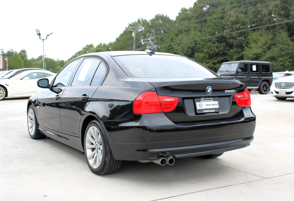 2011 Bmw 328i xDrive SULEV photo 3