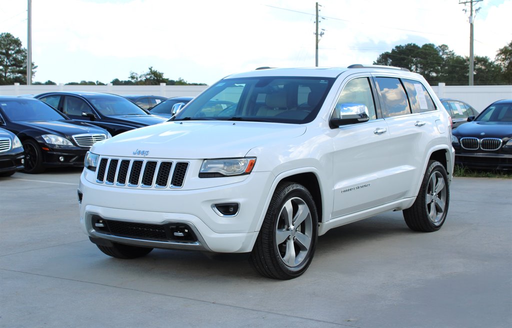 2014 Jeep Grand Cherokee Overland photo 2