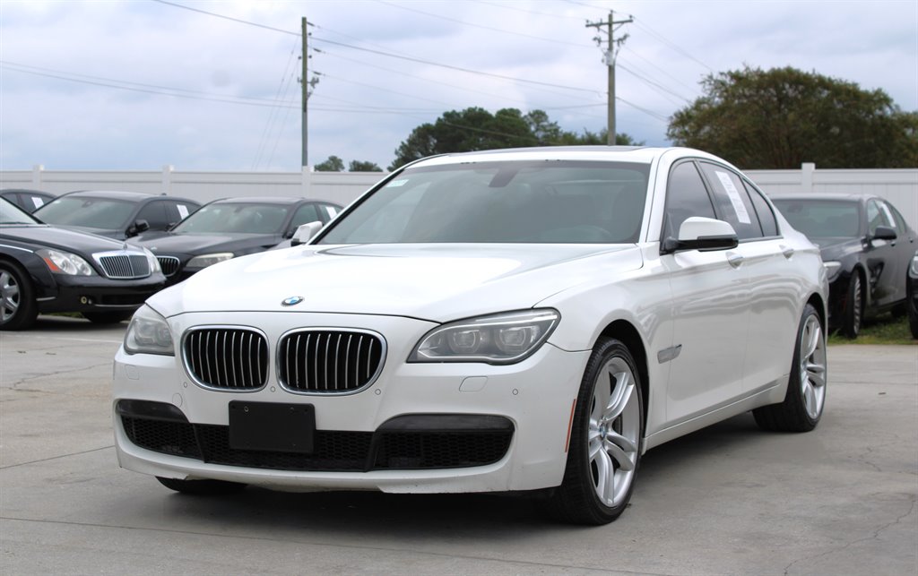 2013 Bmw 740i Sedan photo 3