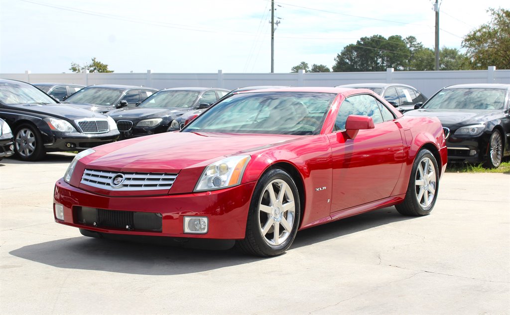 2004 Cadillac XLR photo 5