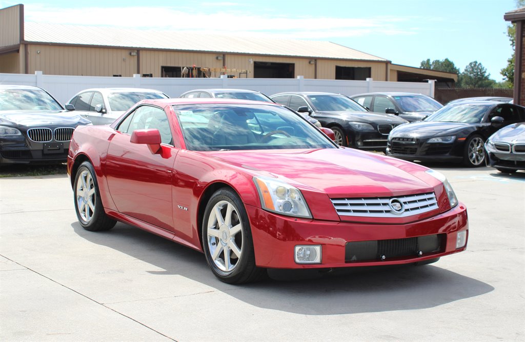 2004 Cadillac XLR photo 17