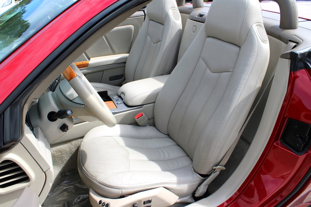 2004 Cadillac XLR photo 20