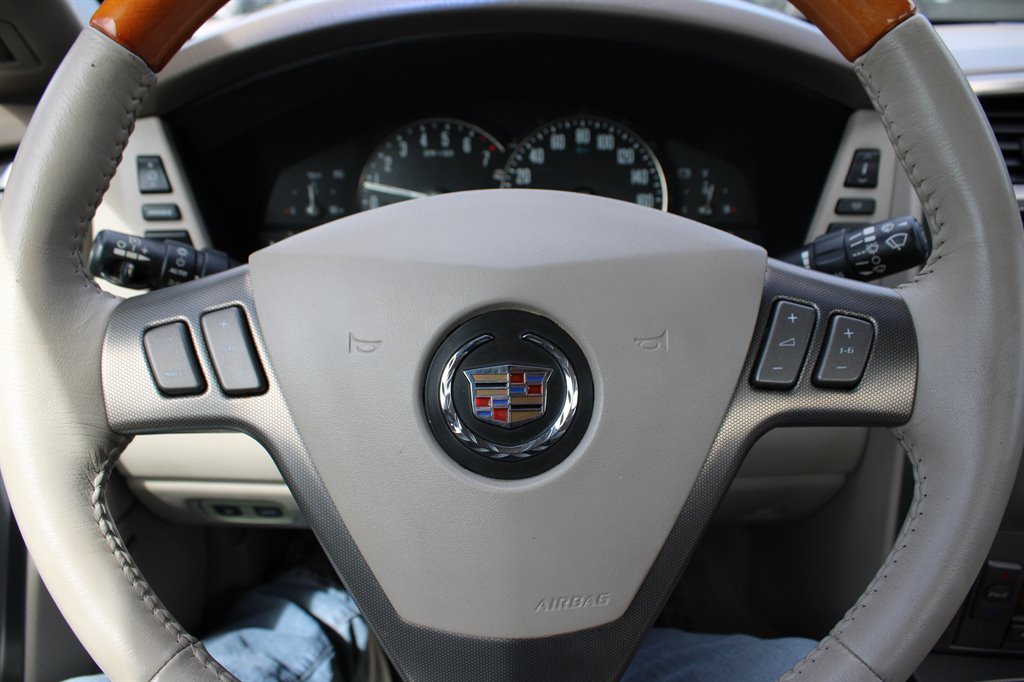 2004 Cadillac XLR photo 28