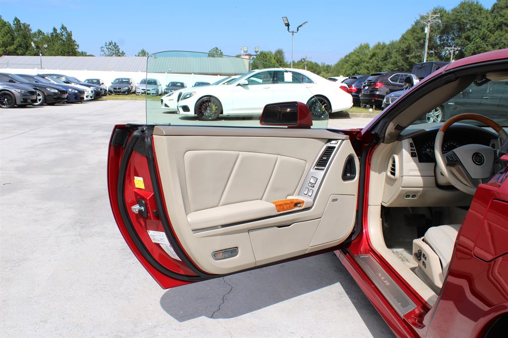 2004 Cadillac XLR photo 37