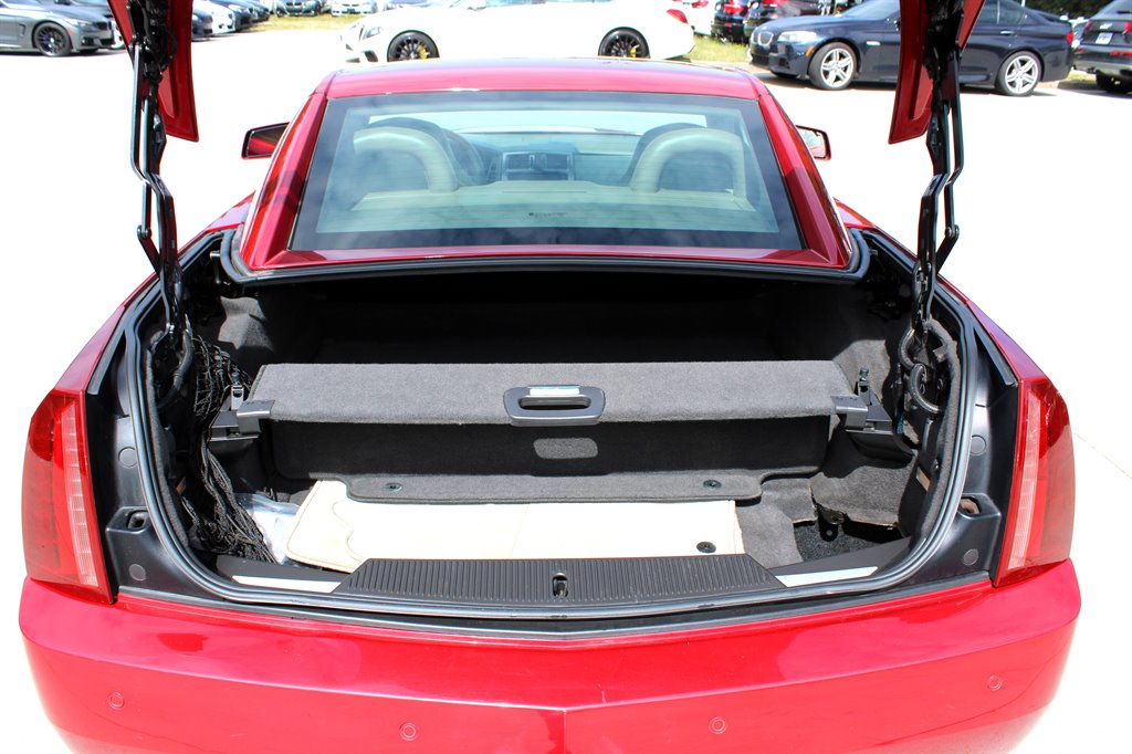 2004 Cadillac XLR photo 39