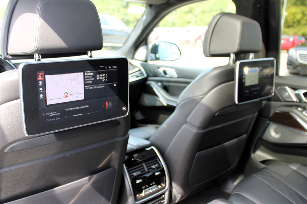2020 Bmw X7 M50i photo 24