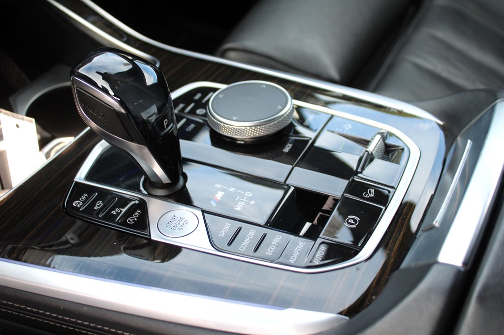 2020 Bmw X7 M50i photo 36