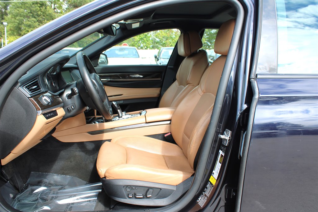 2012 BMW 7 Series 750i - Photo 14