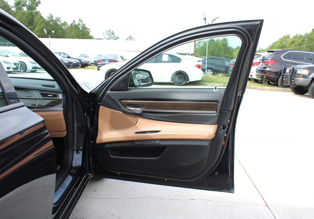 2012 BMW 7 Series 750i - Photo 27