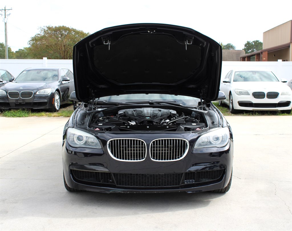2012 BMW 7 Series 750i - Photo 33