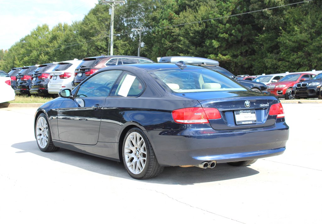 2009 BMW 3 Series 328i - Photo 5
