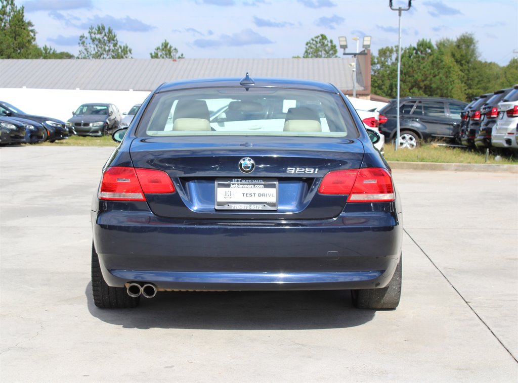 2009 BMW 3 Series 328i - Photo 6