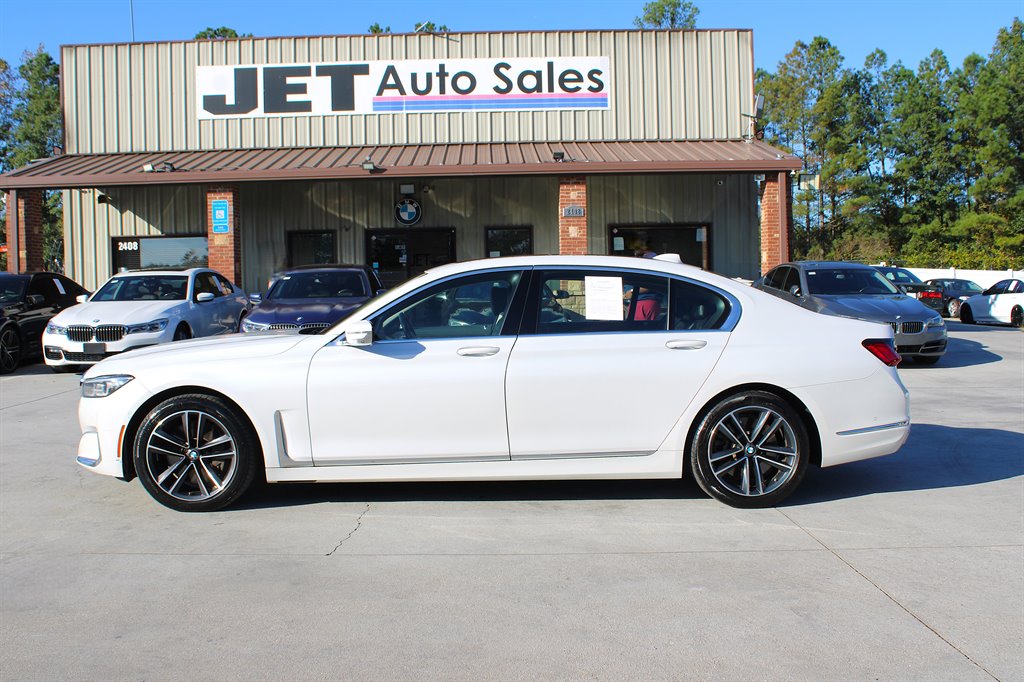 2020 Bmw 750i xDrive Sedan photo 4