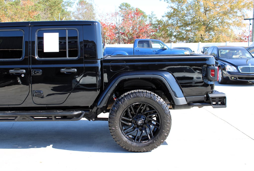 2021 Jeep Gladiator Rubicon photo 2