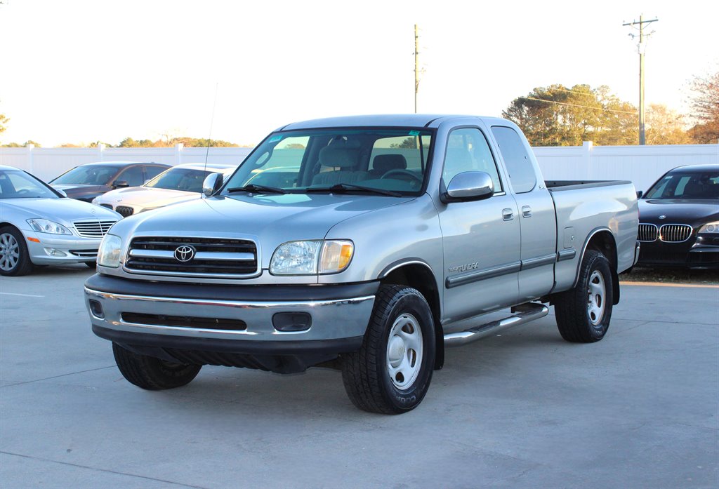 2002 Toyota Tundra SR5 photo 3