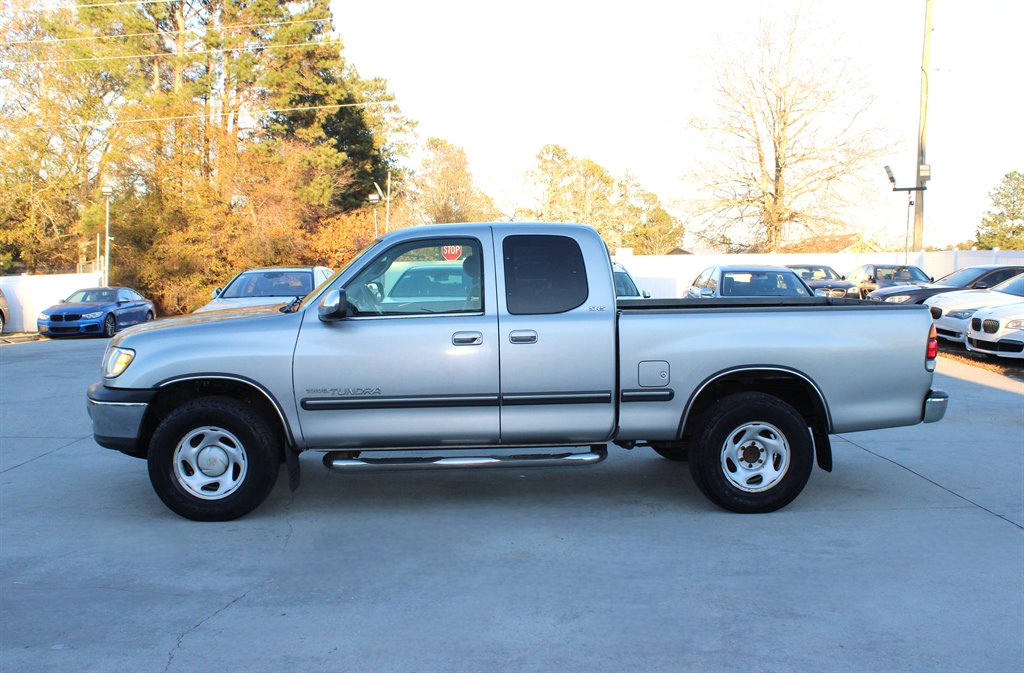 2002 Toyota Tundra SR5 photo 4