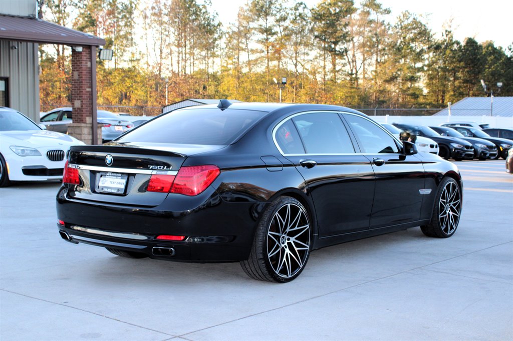 2012 Bmw B7 photo 2