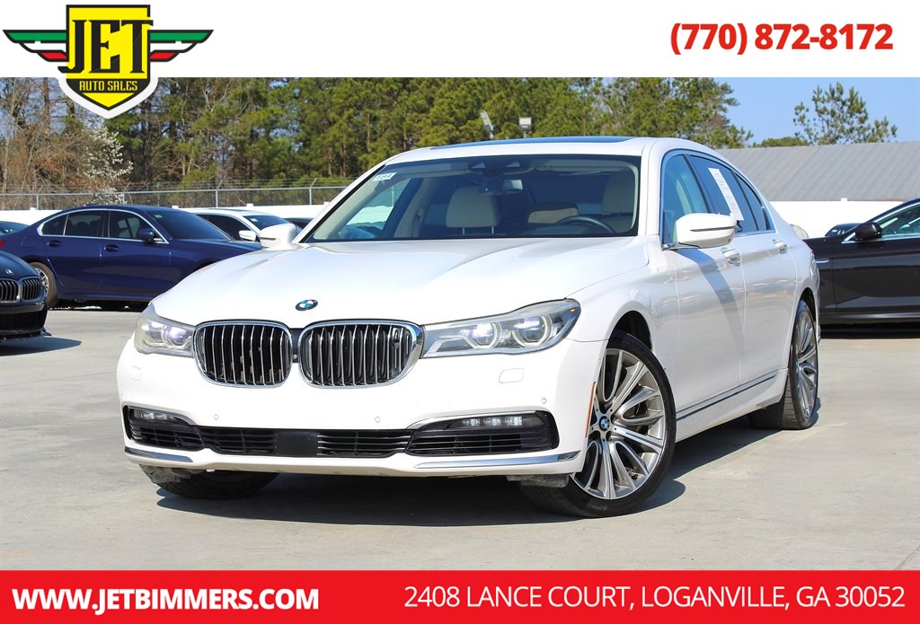 2017 BMW 7 Series 750i's photo