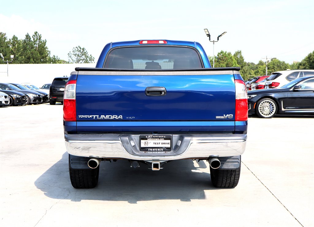 Toyota Tundra photo 8