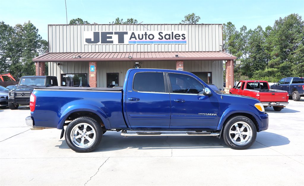 Toyota Tundra photo 10