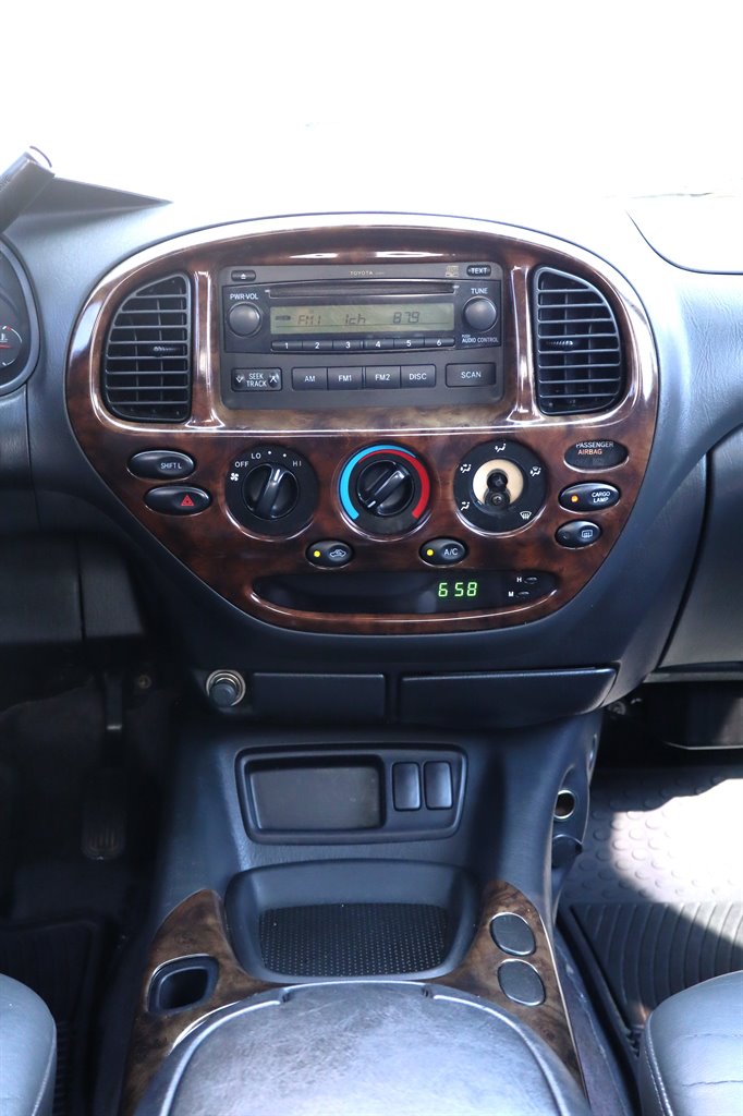 Toyota Tundra photo 21