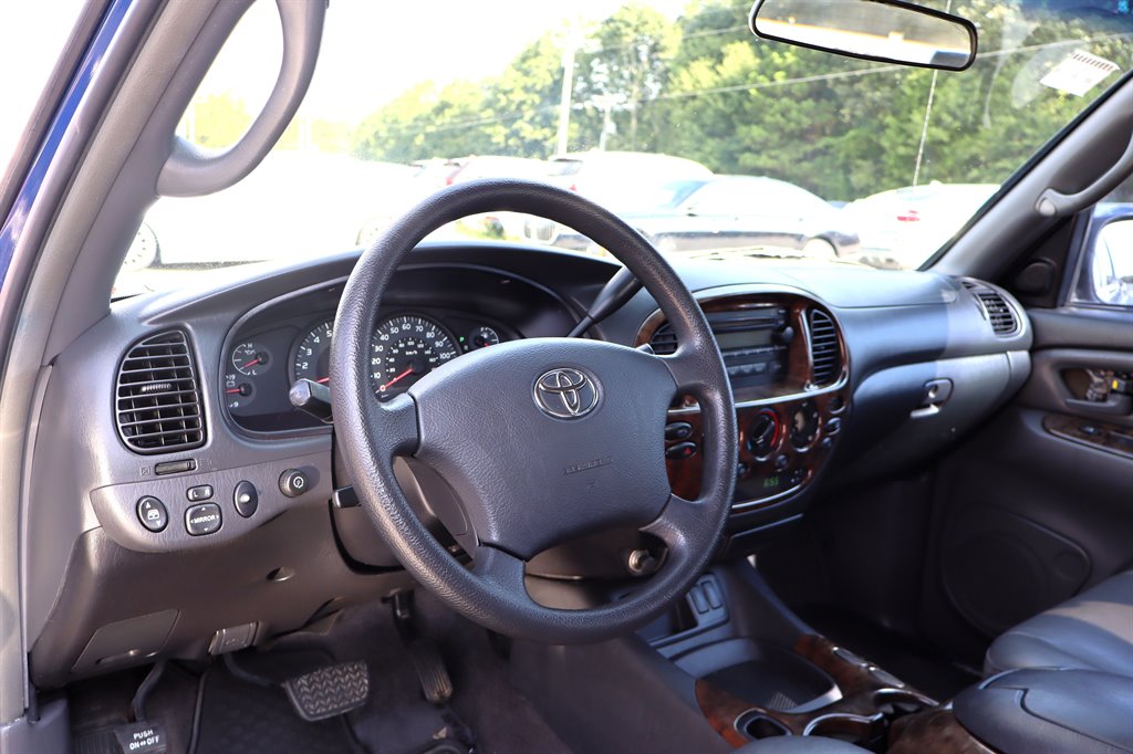 Toyota Tundra photo 24