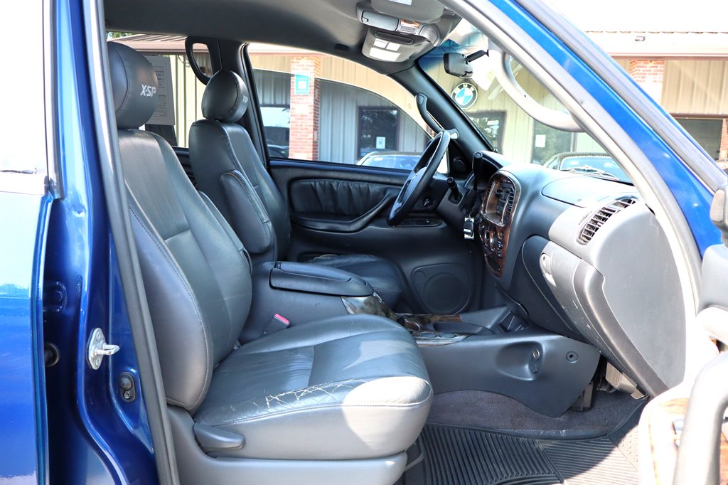 Toyota Tundra photo 25