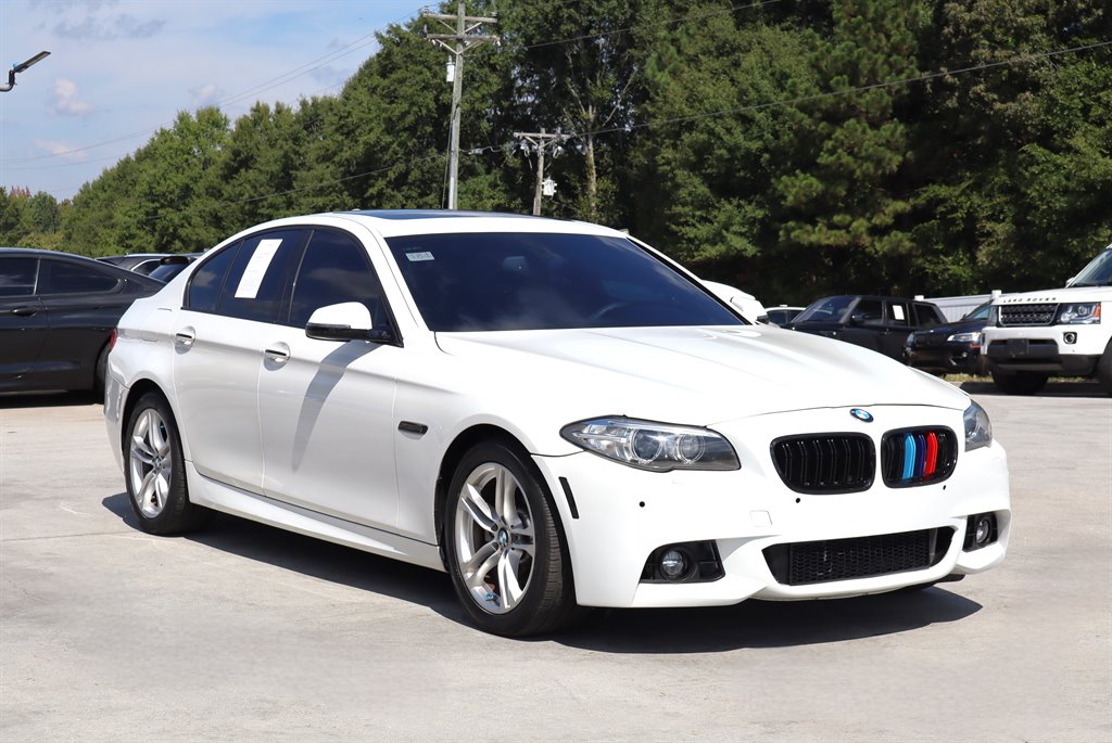 BMW 5 Series photo 9