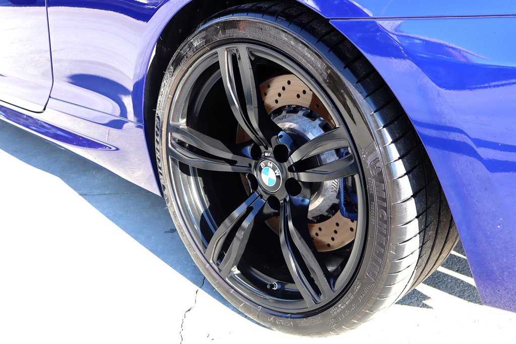 BMW M6 photo 25