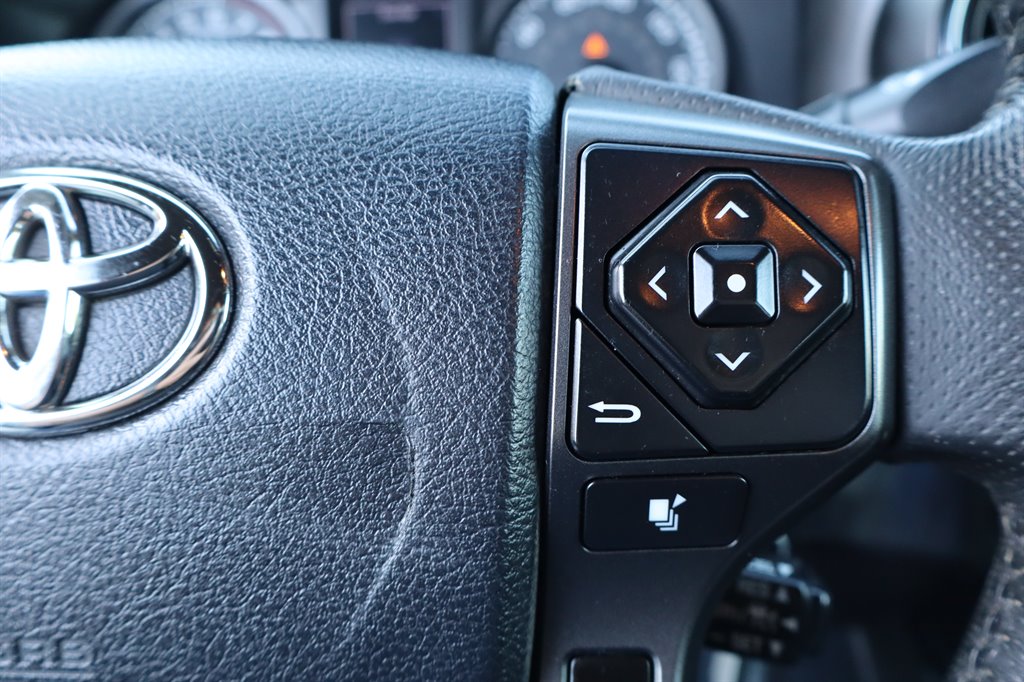 Toyota Tacoma photo 42