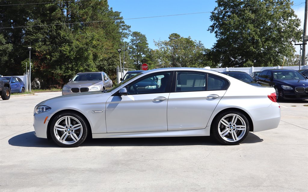 BMW 5 Series photo 4